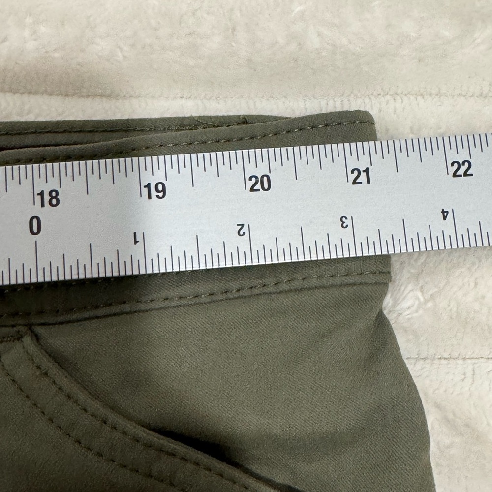 Wrangler Green Flex Waistband Zip Pocket Outdoor Cargo Shorts Stretch 42 - Picture 6 of 7